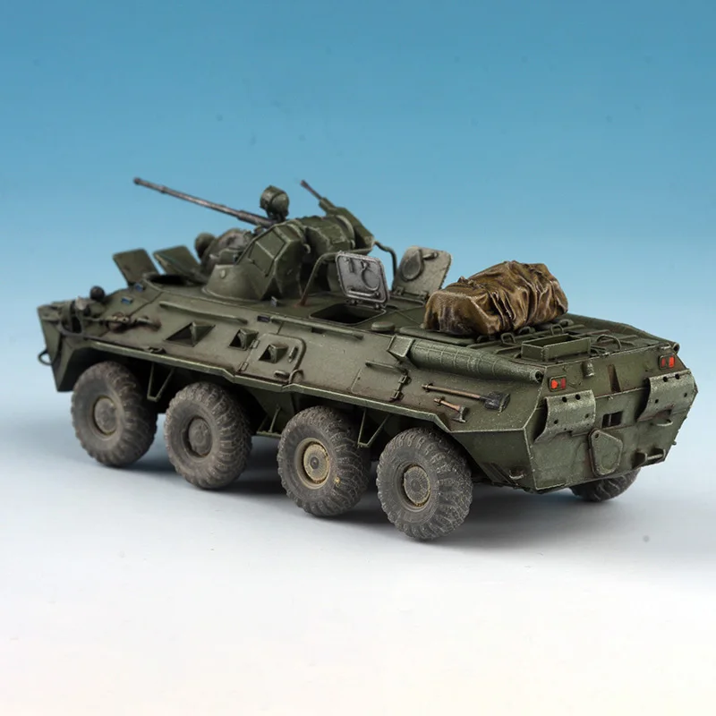 AM 1:72 Scale Plastic Russian BTR-80A BTR80 Armored Vehicle Model Adult Toys Cars Classics Gifts Souvenir Static Display