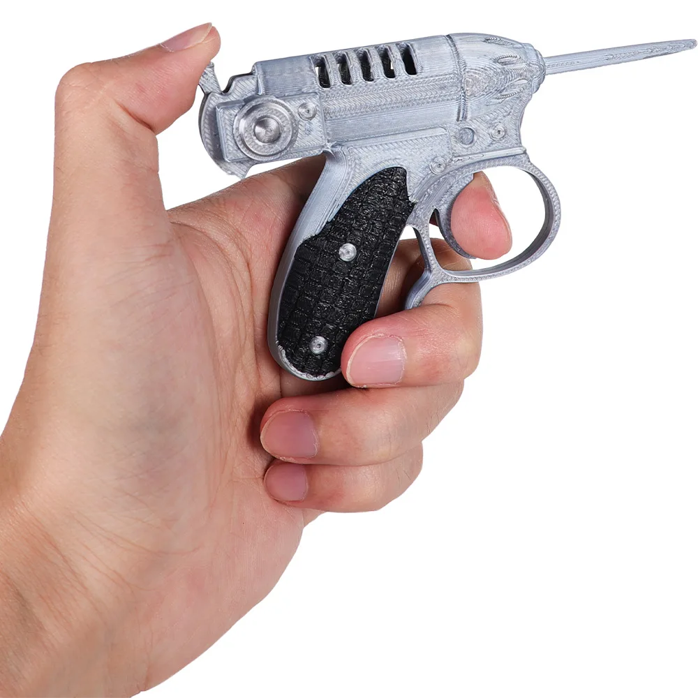 Película para hombres en Cosplay, pequeño Cricket negro, accesorios de pistola impresos en 3D, adornos para adultos y niños, disfraz, accesorios de disfraz para Halloween