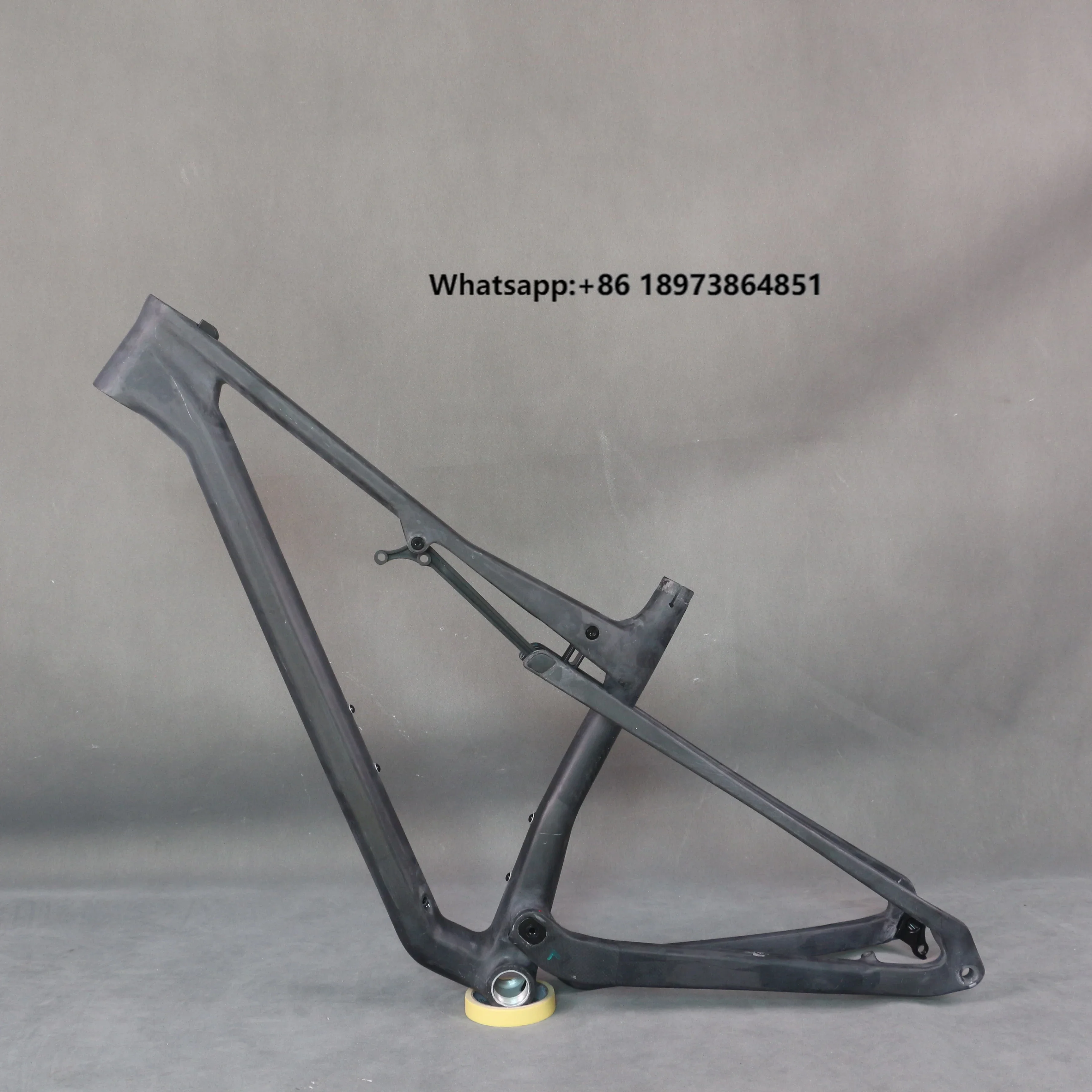 

29er T1000 XC Carbon Full T1000 29er Suspension MTB Frame FM080 M Size UDH Dropout 190X45mm Rear Shock