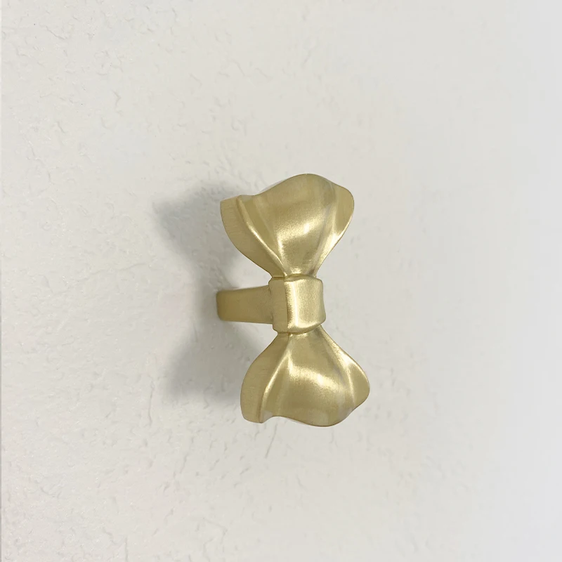 Luxury Brass Bow Cabinet Handle Solid Copper Gold-Plated Chrome Creative Minimalist Cream-Style Drawer Knob