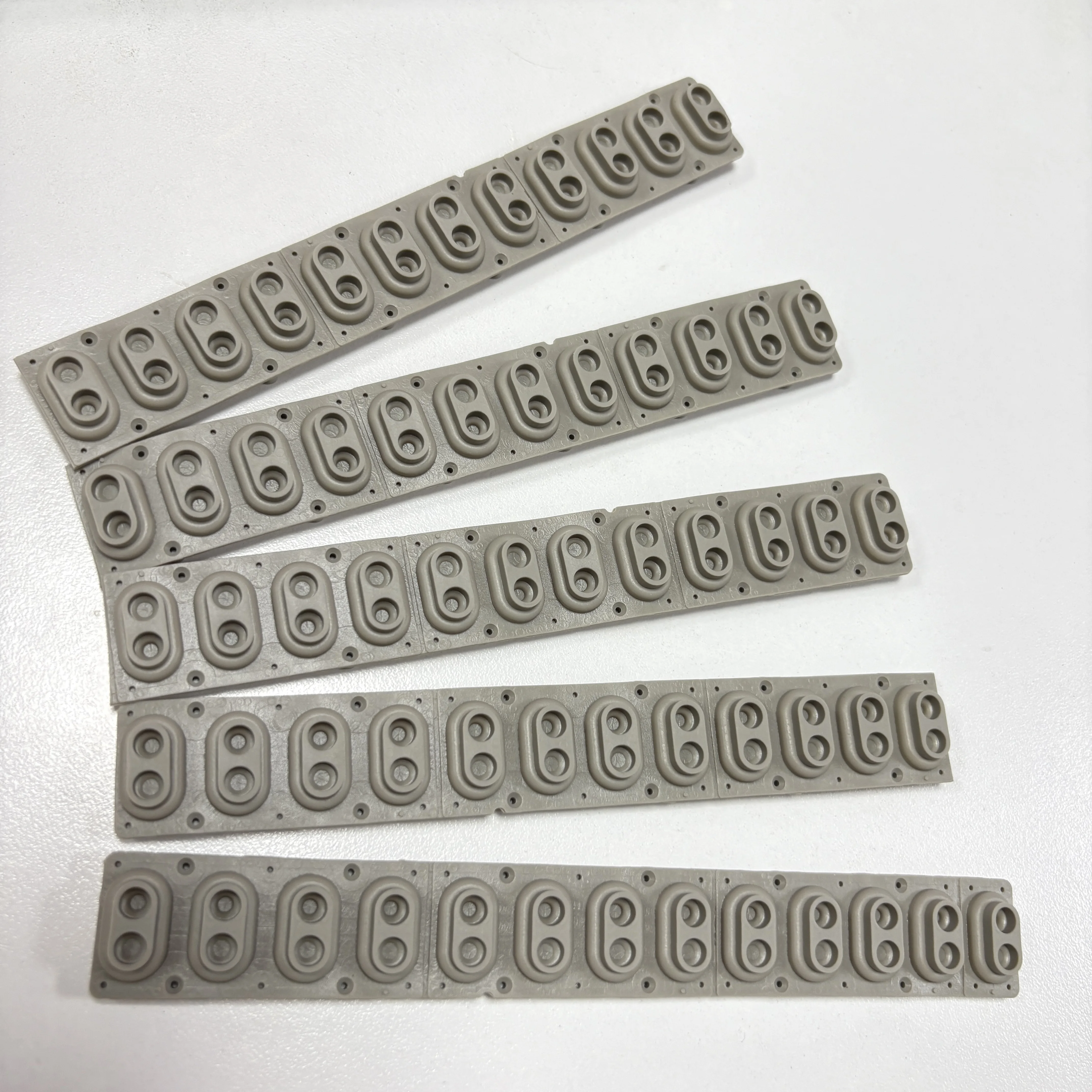 (4pcs12keys 1pcs13keys) Rubber Strip For Roland EP9 JV JX JW50 XP-50 VA7 A37 AX7 PC160 PC180 PC200 G600 E86 E96 FANTOM G8 X8