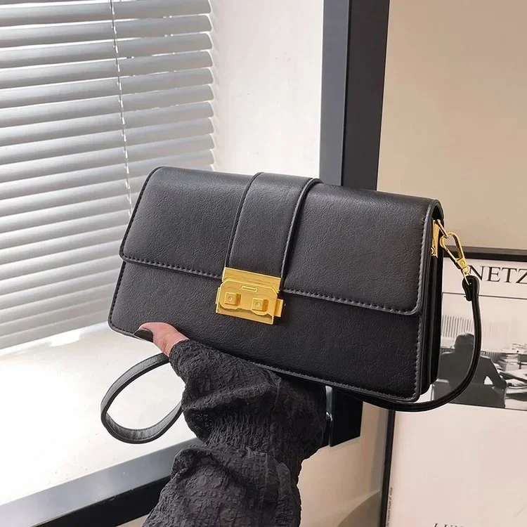 

Retro-Chic Solid Small Square Shoulder Bag 2025 | Armpit & Crossbody Casual Purse | Minimalist Luxury Design for Daily Use