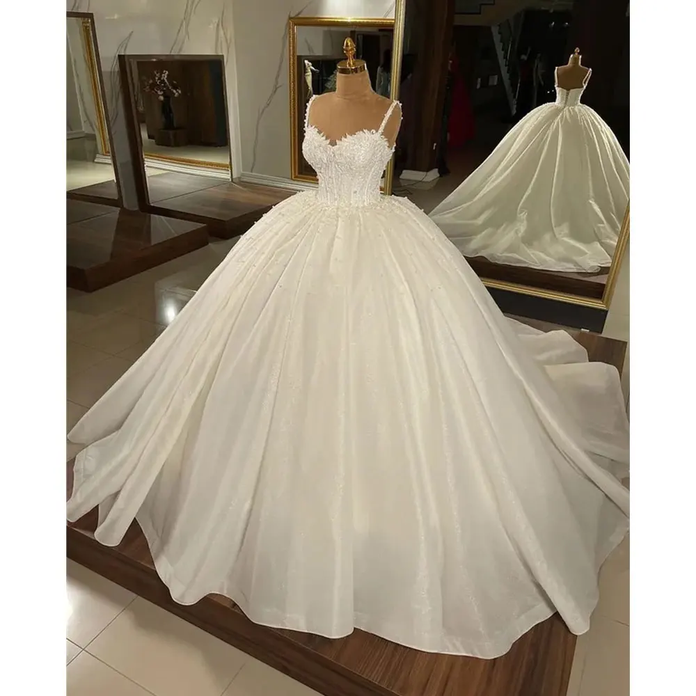 Elegant White Wedding Dresses Sweetheart Lace-up Bridal Gowns Spaghetti Strap Sweep Train Princess Formal Marriage Ball Dress