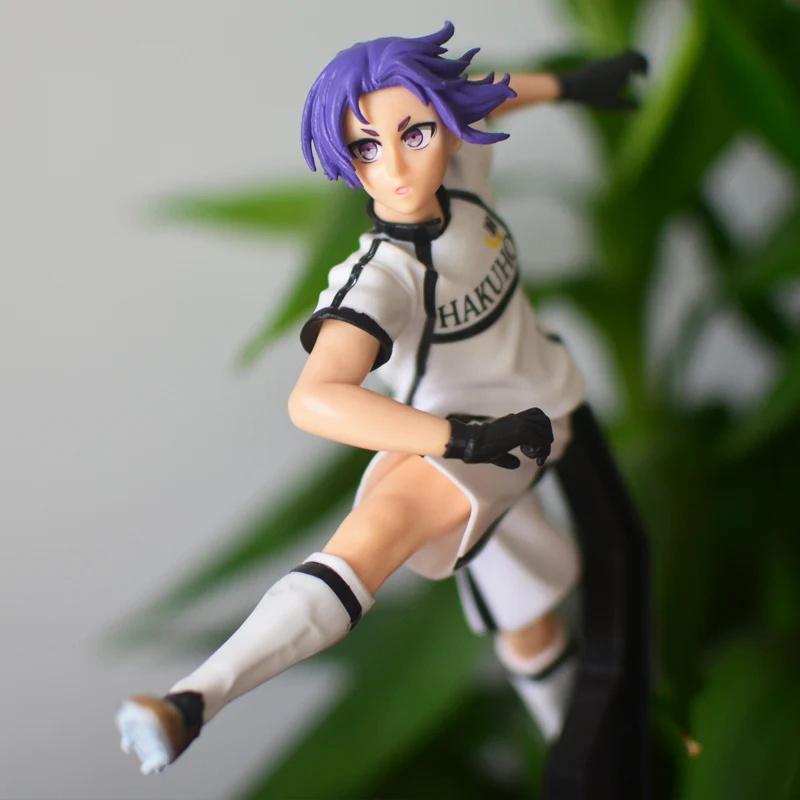 

Mikage Reo Purple-Haired Player BlueLock 17cm Anime Figure-PVC Football Soccer Action Figure Model Collectible Model Toy Gift