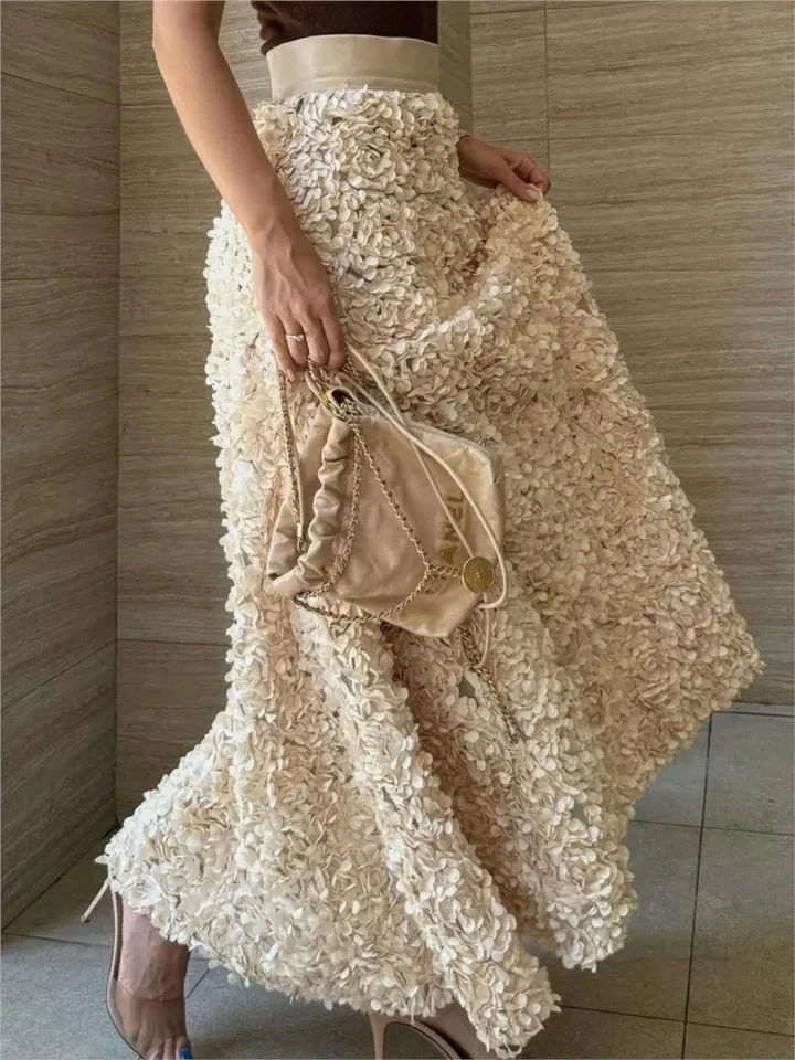 Spring Summer Temperament Light Luxury Skirt Womens  Loose Warm Embroidered Petal Side Split Design Casual Skirt