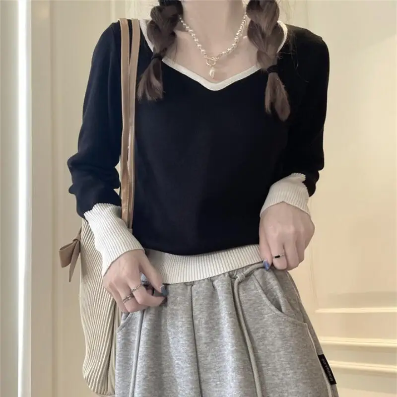 حار 2025 الخريف الشتاء جديد كسول اللون حجب الخامس الرقبة محبوك سترة للنساء ضوء الفاخرة موضة تنوعا أسفل القمم سترة