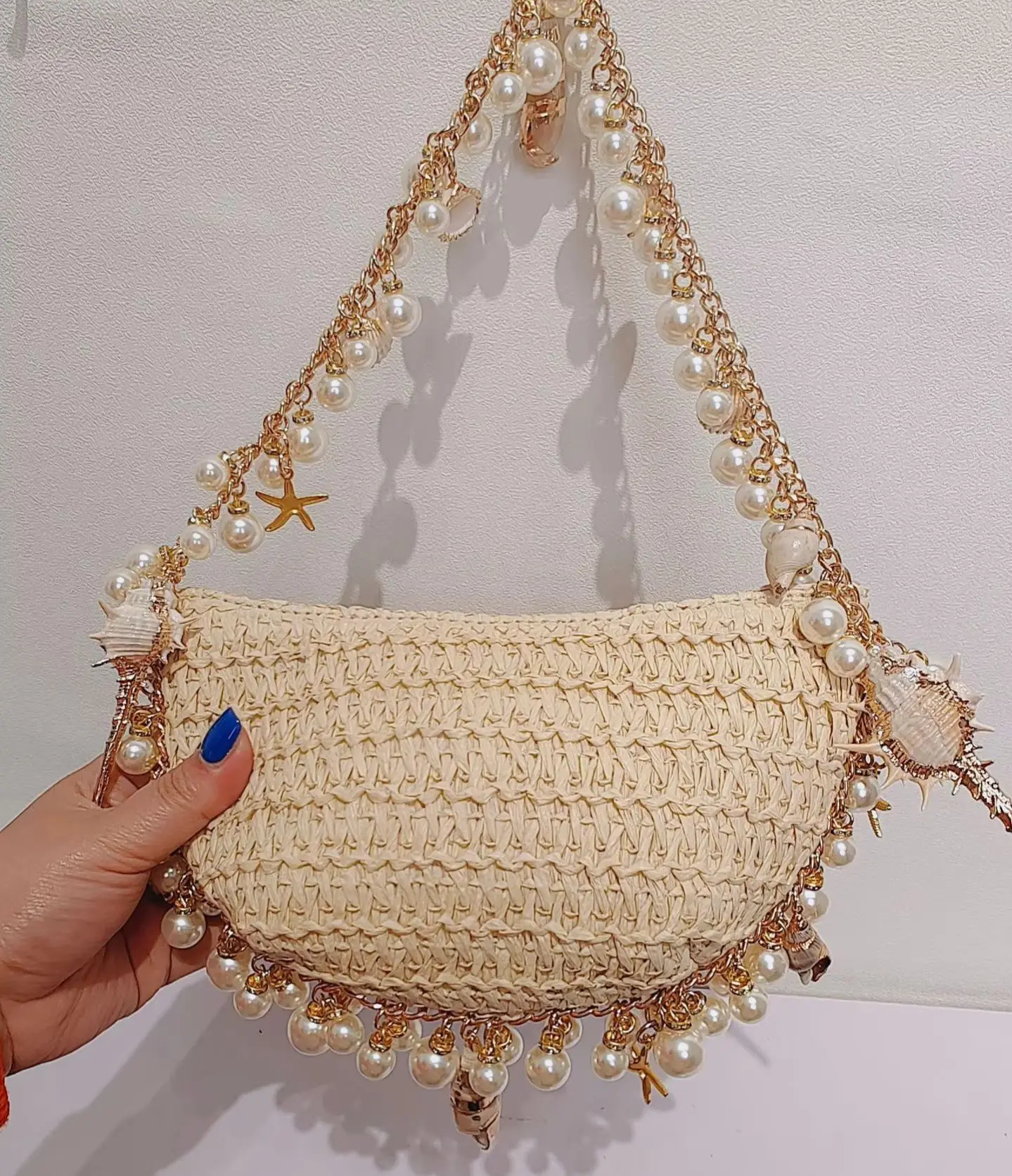 Handmade Pearl Conch Straw Woven Bag For Women Summer Holiday Beach Wrapped Handbags Ladies Handheld Crossbody Bags Totes Hobos view 3