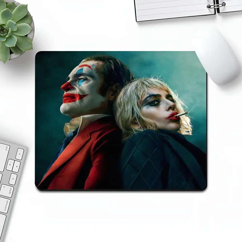 Joker Folie a Deux Mouse Pad Desk Decor Art Gaming Gamer Small Rubber Locking Edge Large Computer MousePad Laptop Desk Pad