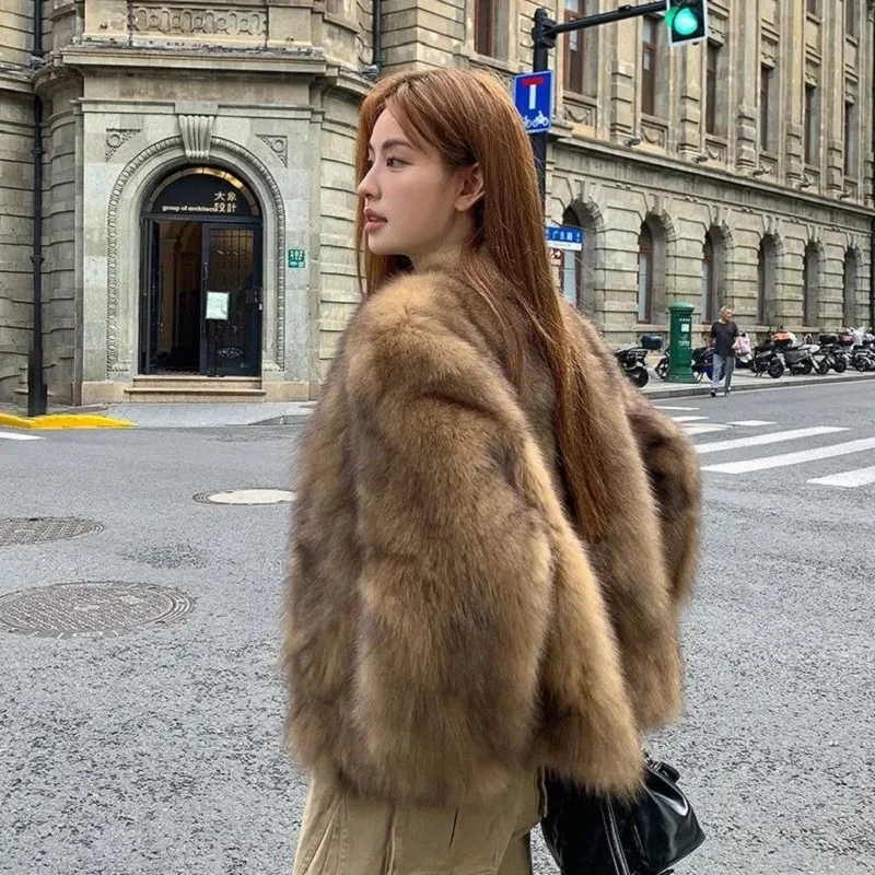 معطف نسائي من الفرو الصناعي لعام 2025 سترة شعر ثعلب تقليد غير رسمية قصيرة فضفاضة ملابس عصرية شتوية للإناث #3