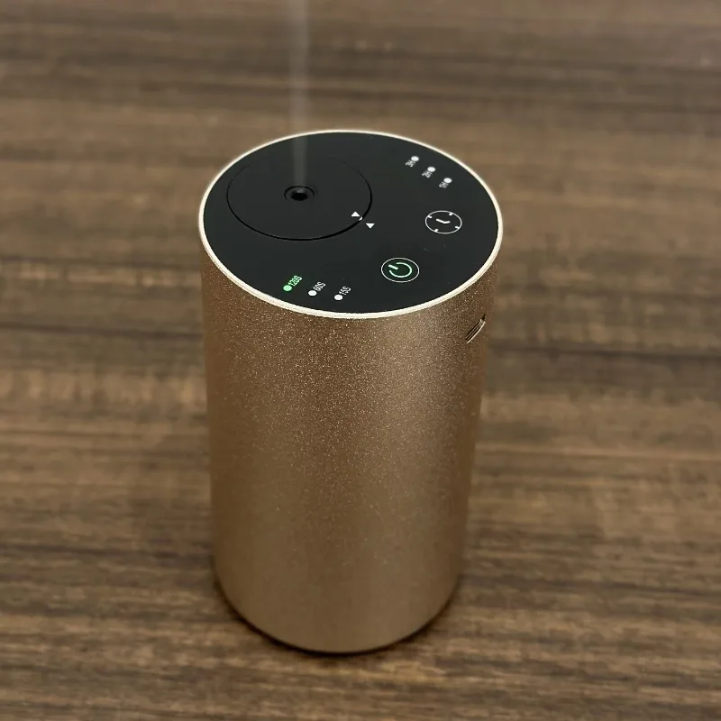 

Wholesale Luxury Pure Essential Oil Car Diffuser Wireless Smart Spray Portable Charging