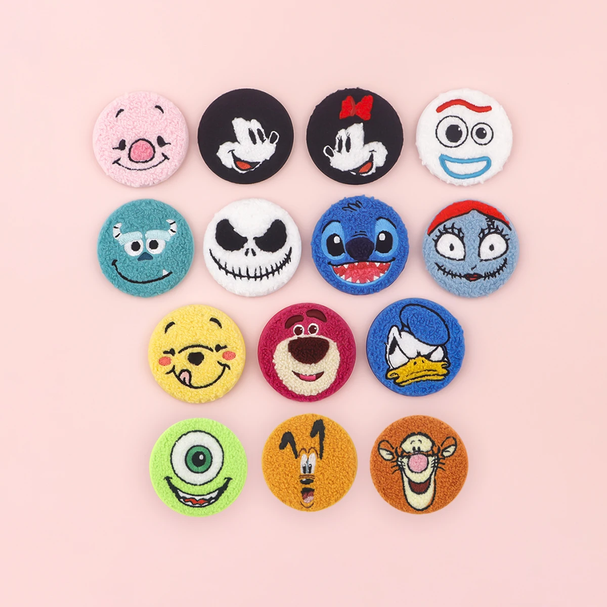 

Classic Cartoon Series Button Pins Tinplate Brooch Cute Towel Embroidery Lapel Badges for Clothes Bag Backpacks Accessories Gift