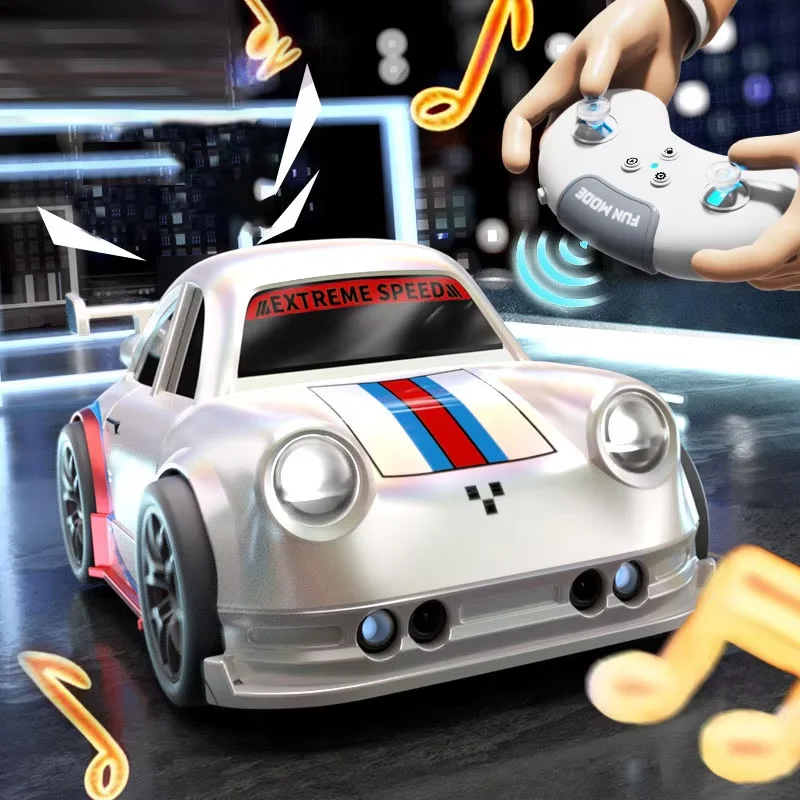 Mini samochód RC do driftu 2.4G z oświetleniem i dźwiękiem, wielofunkcyjny pilot zdalnego sterowania do zabawy wewnątrz i na zewnątrz.