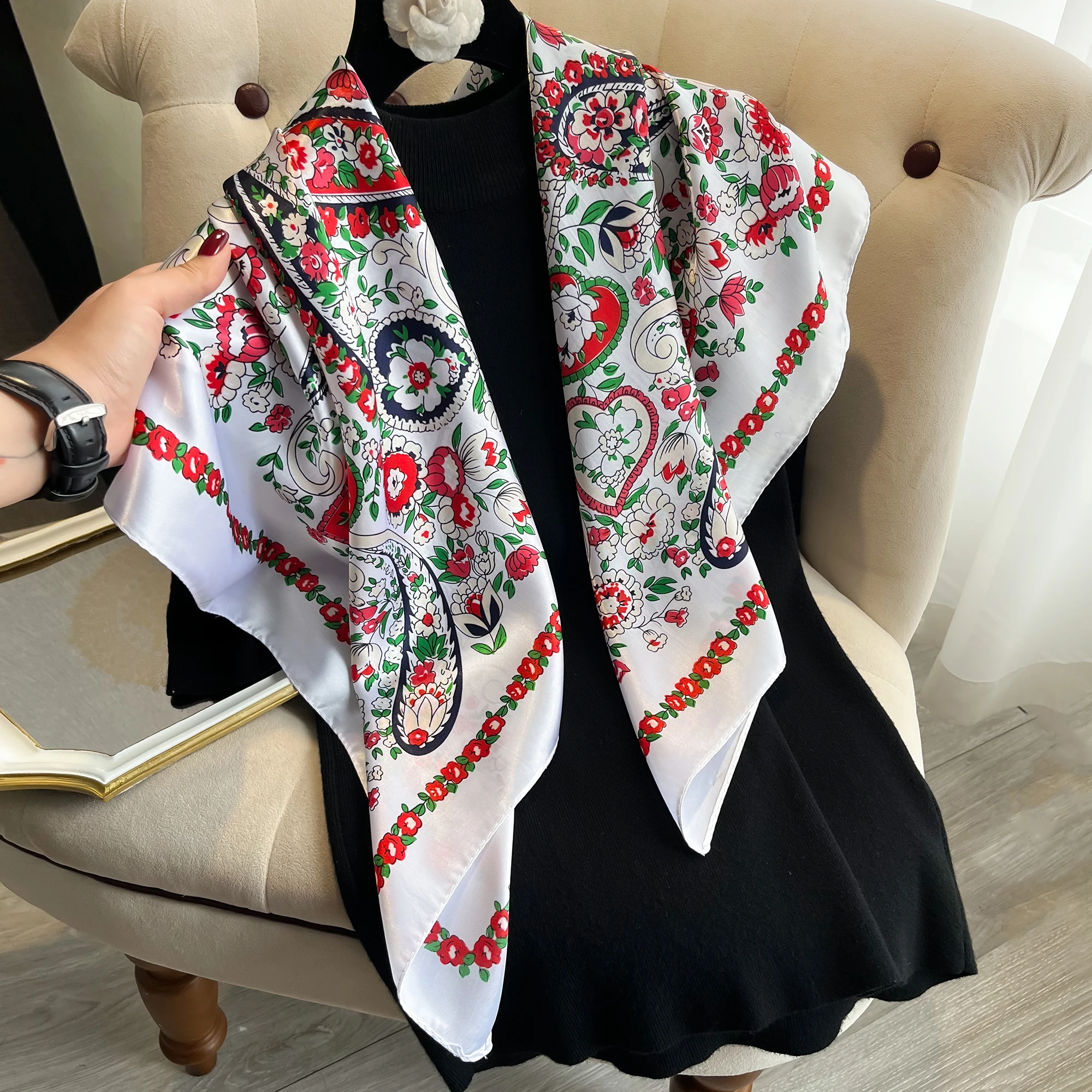 Luxury Printed Square Scarf High Quality Multi-colo Women\'s Head Scarf Multifunctional Fashion Accessories Hairband Shawl Scarf