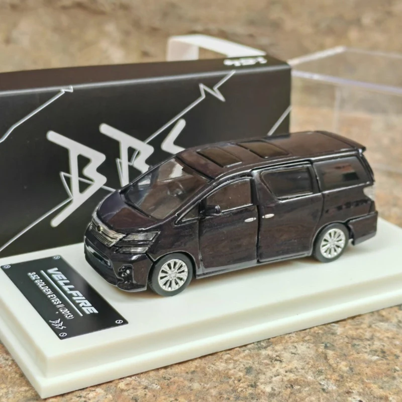BBS 1:64 مقياس 2013 Vellfire 3.5Z GOLDEN EYES II نموذج سيارة مصنوع من خليط معدني هدية تذكارية للكبار عرض ثابت
