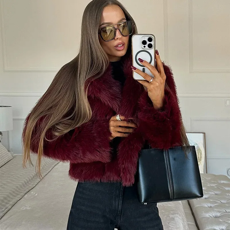 Gtpdpllt Luxury Brown Women's Fluffy Faux Fur Warm Short Coat Chic Lapel Collar Long Sleeve Furry Jacket Winter Lady Streetwear