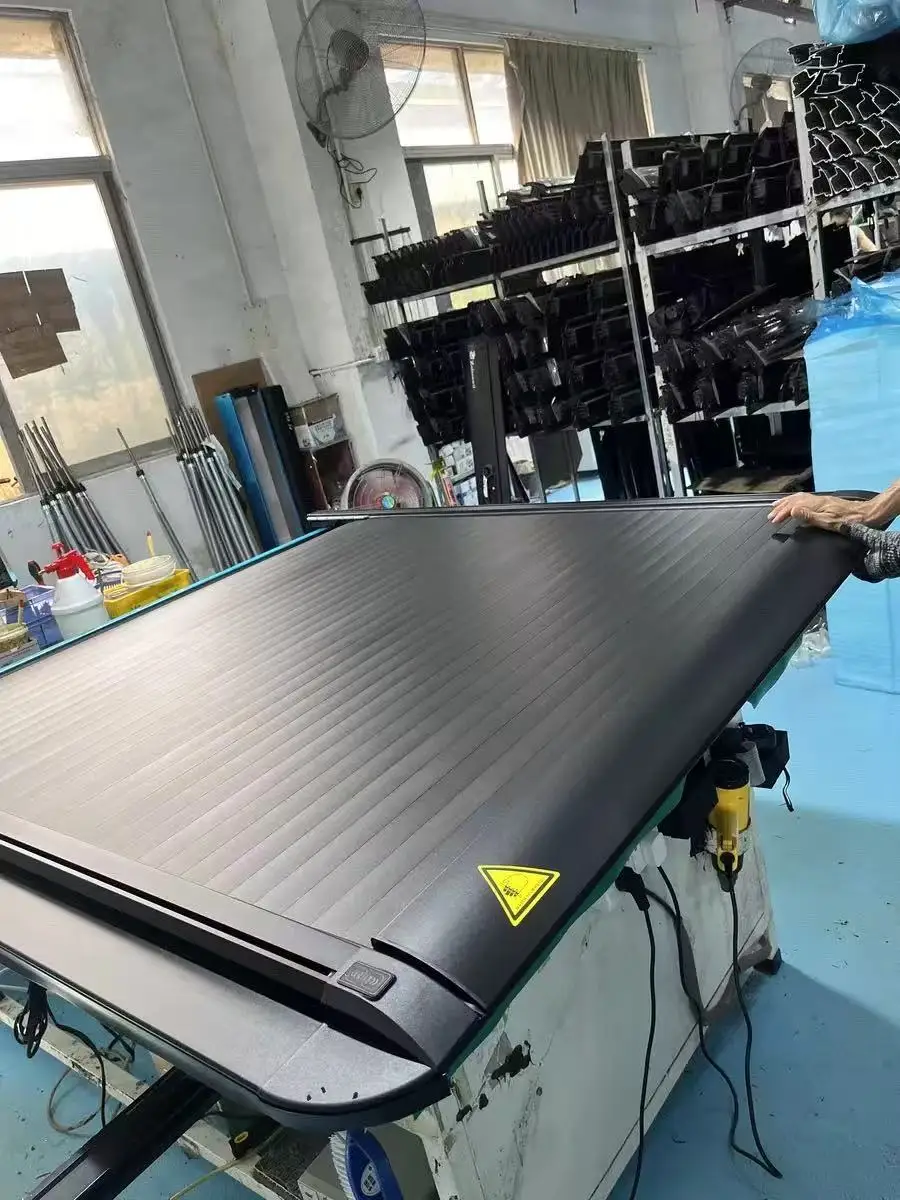 

Крышка электрических рольставней Dodge Ram на заказ