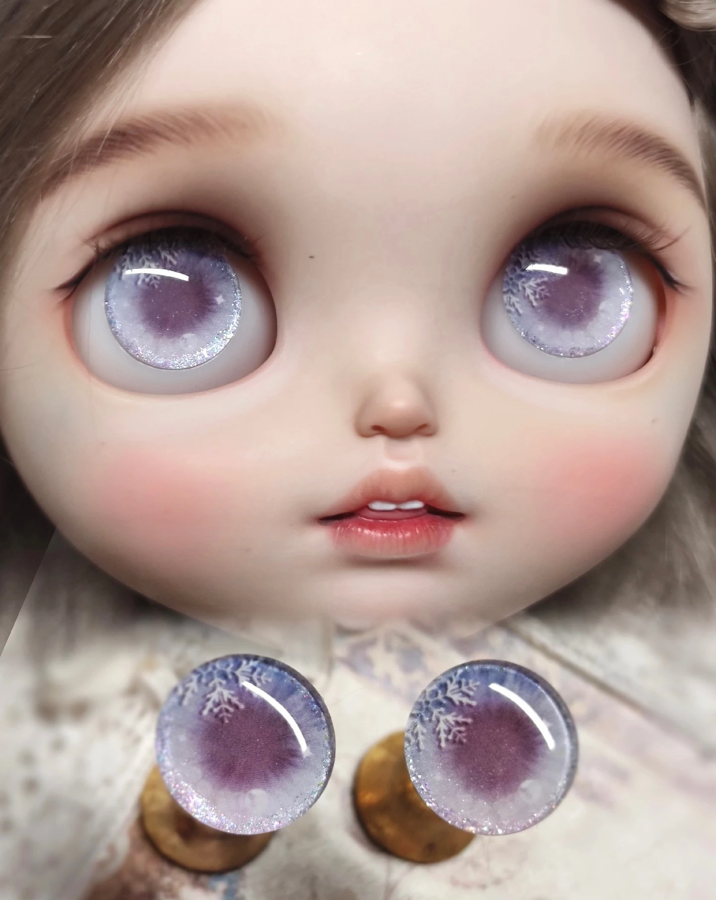 Dula Handmade Magnetic Eye-bracket Glass Hand Drawn Printing Eyepiece Eye Chips snowflakes Blythe Bjd Doll Accessories