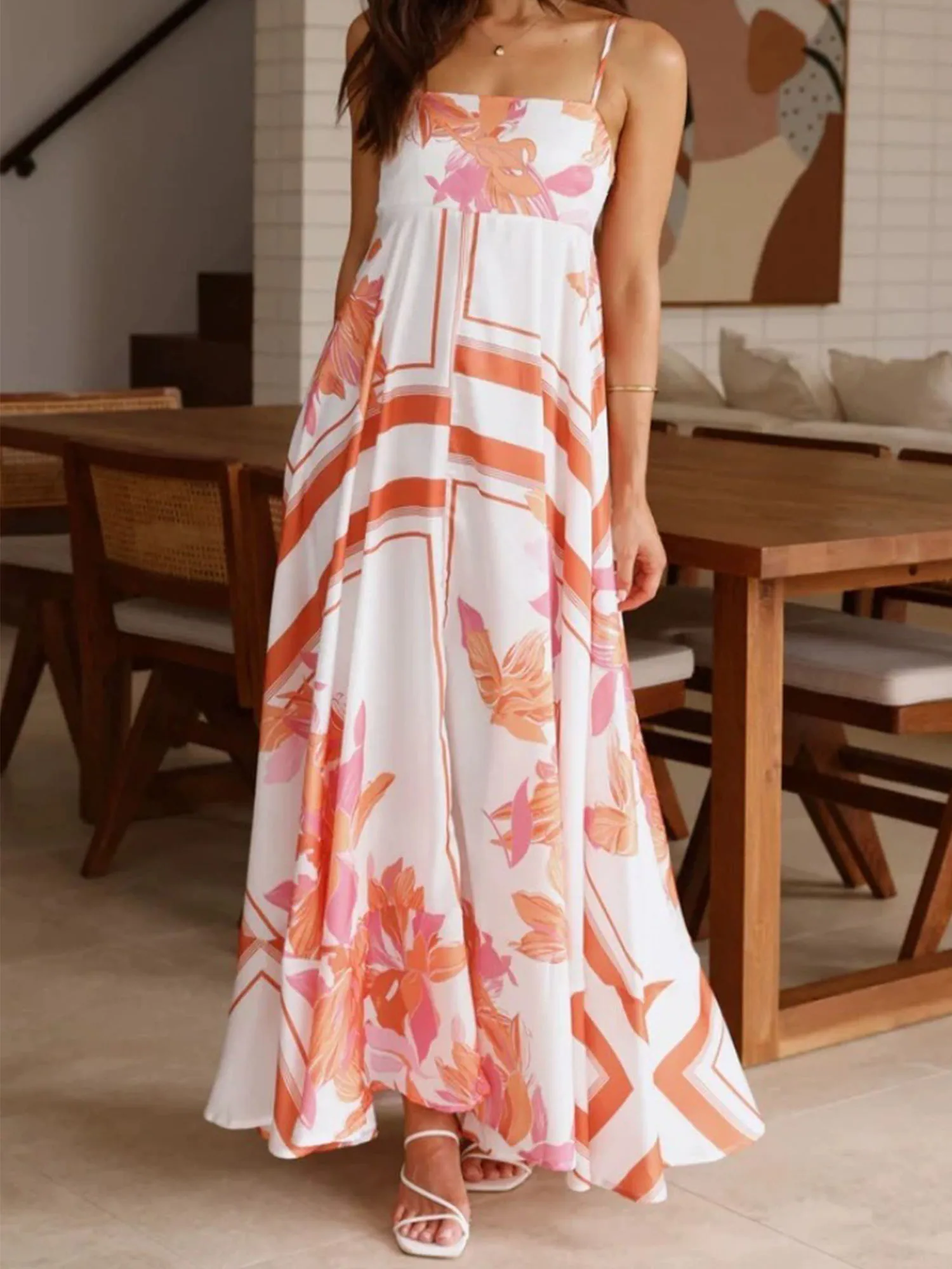 فستان طويل للشاطئ بدون أكمام مزين بالزهور للنساء صيفي عصري بحزام سباغيتي بدون أكمام على شكل حرف A