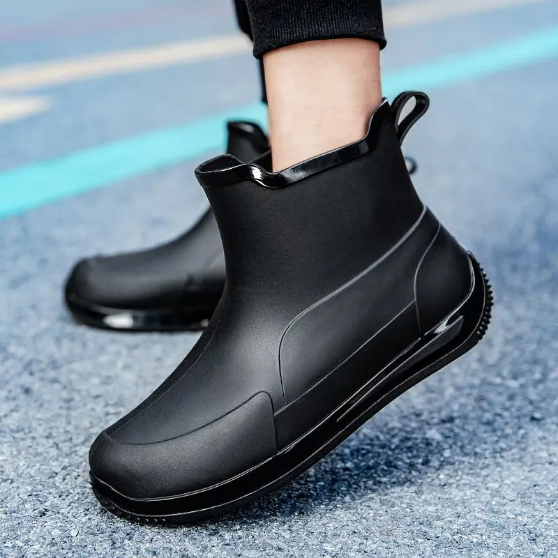 

Весенне-осенние нескользящие кухонные мужские ботильоны для шеф-повара, модные новые износостойкие резиновые непромокаемые сапоги с широкими пальцами для мужчин