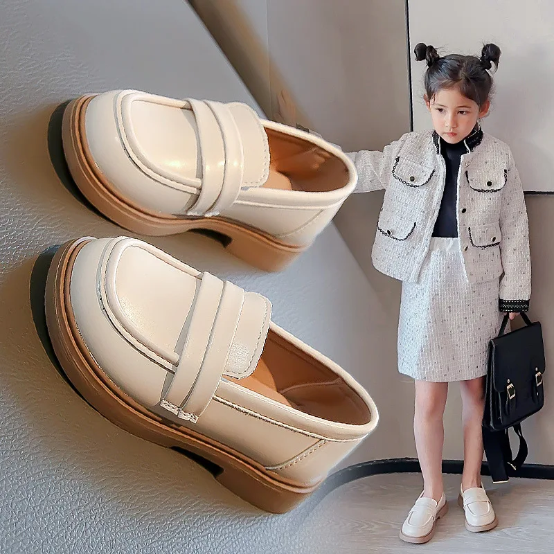 Girls' leather shoes2024Spring and Autumn New Children's Soft-Soled Princess Shoes Black Student Shoes Slip-on Casual Loafers