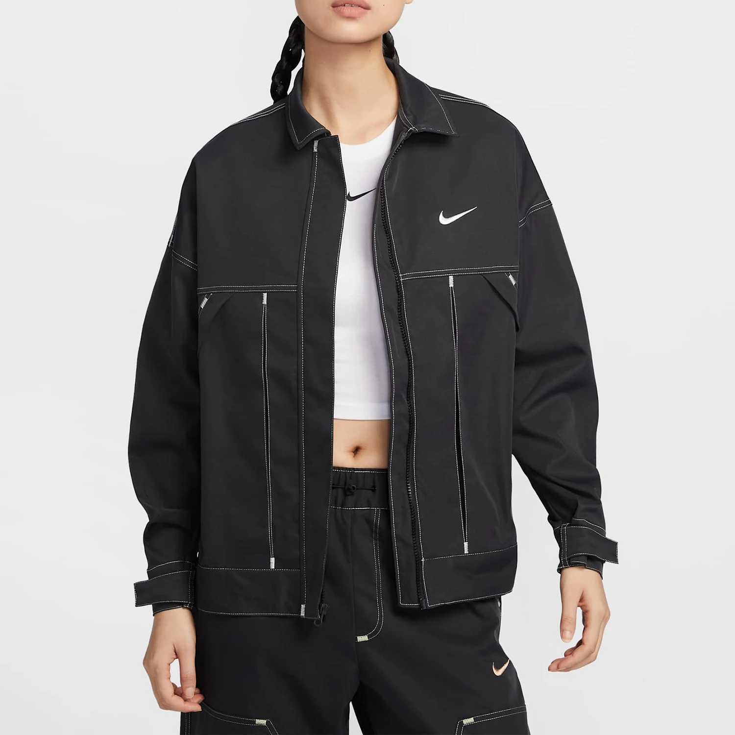 

Официальная аутентичная новая женская лоскутная свободная тканая куртка Nike с лацканами IB5588-010