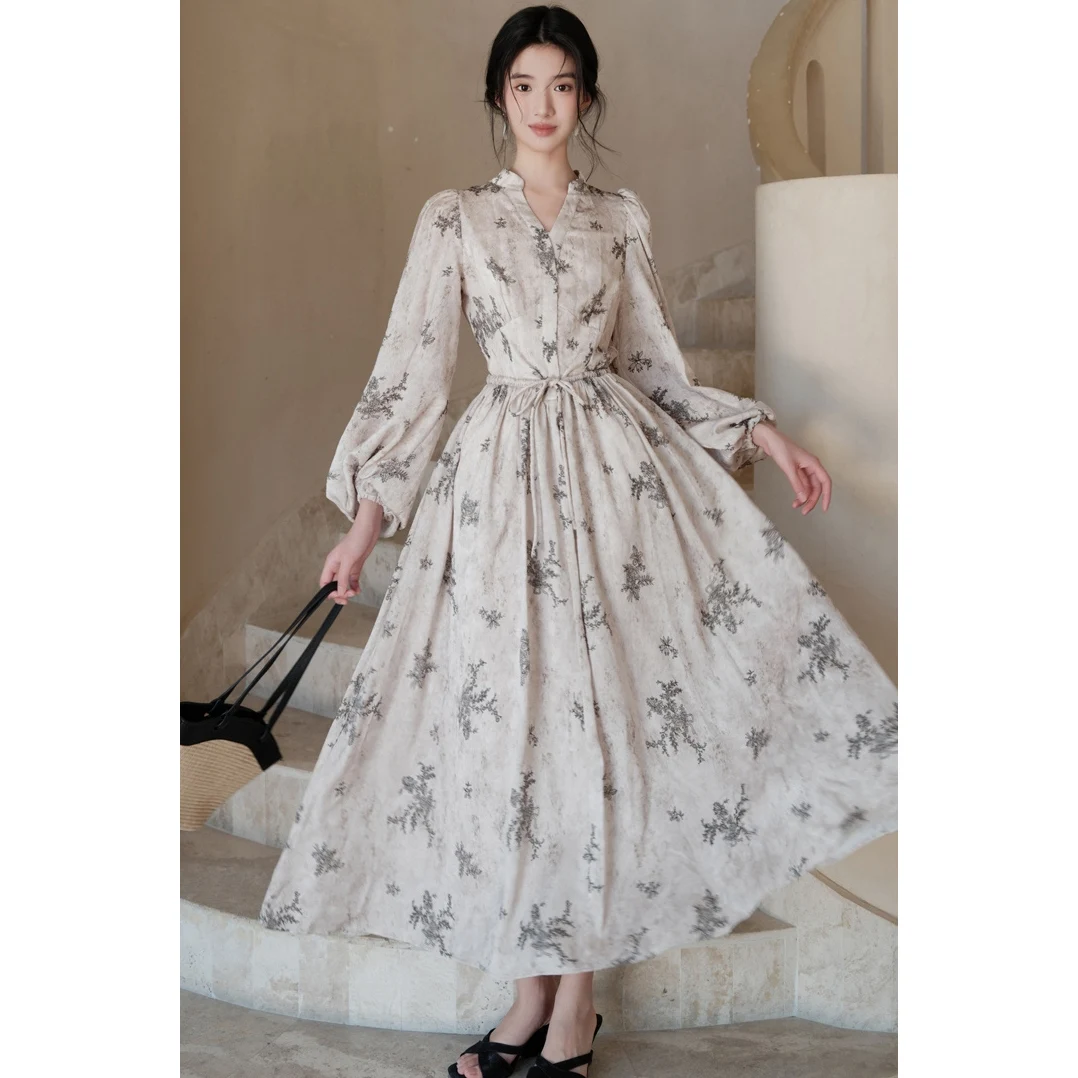 

Artistic V-Ne Embroidered Dr Women's Ele Long Dr Single Version Retro Sle Floral Pattern Casual Autumn Wear