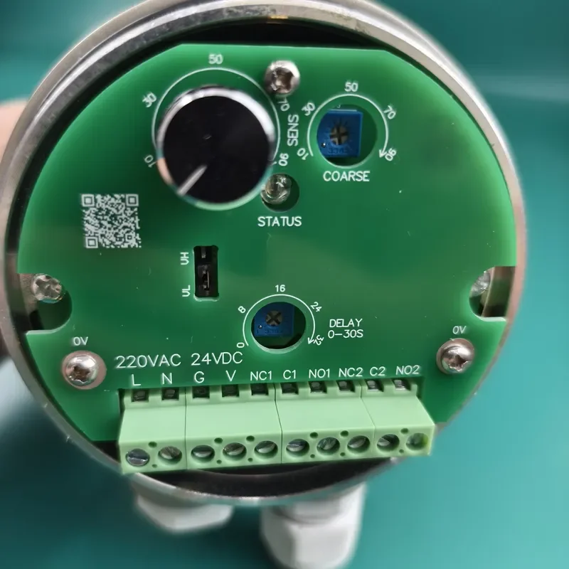 Capacitive Level Gauge Stainless Steel 304 316L Industrial Liquid Level Sensor High Accuracy 0.5 Flat Type for Water Oil