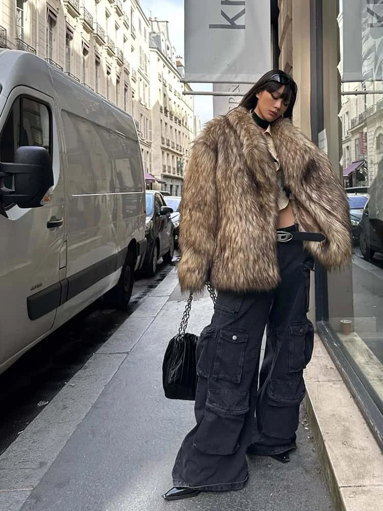 2025 neue Winter Strickjacke Für Frauen Mantel Revers Langarm Mode Lässig Flauschigen Faux Pelz Damen Warme Luxus Jacke Mantel Chic