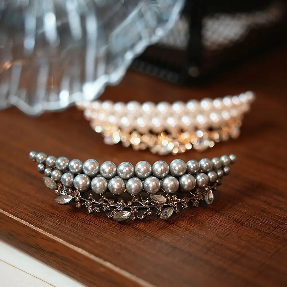 Luxury Crescent Moon Hair Clip Black Finish Pearl Rhinestone Decorated Side Bangs Barrettes Retro Style Hair Accessories