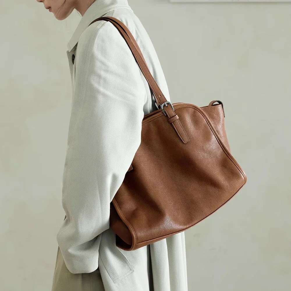 أنثى الموضة الفاخرة مصمم حقائب اليد النسائية جلد البقر الطبيعي حقيبة كتف السيدات ريترو جلد البقر حمل حقائب كروسبودي الفتيات