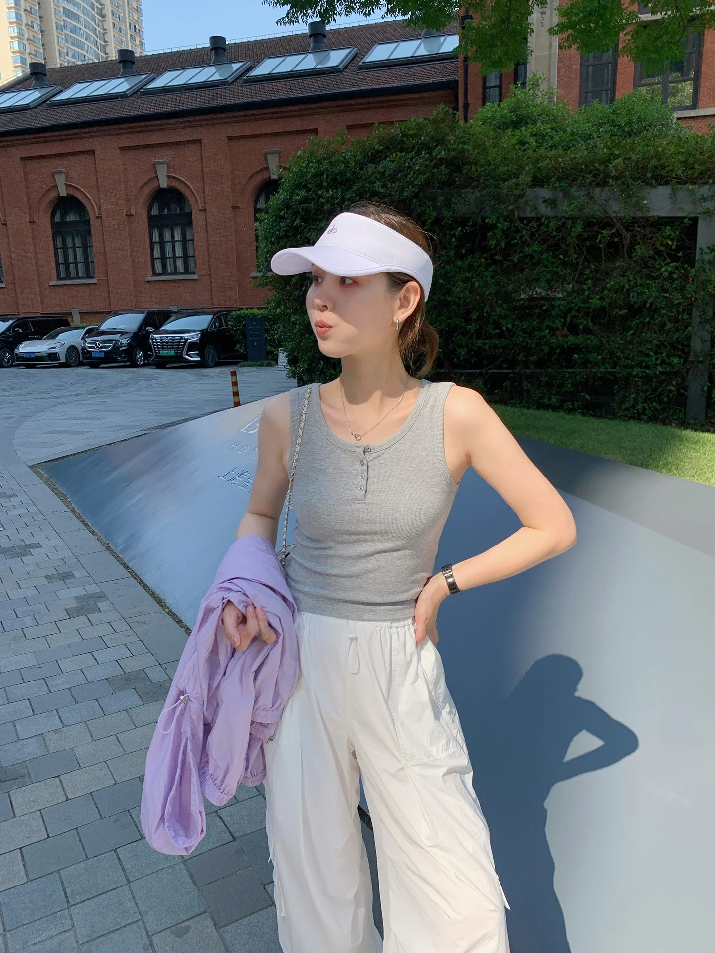 

Женская дышащая футболка-поло Landbeige с воротником Генри, приталенный крой, из смесового хлопка, модала и полиэстера, для повседневной носки, цветная