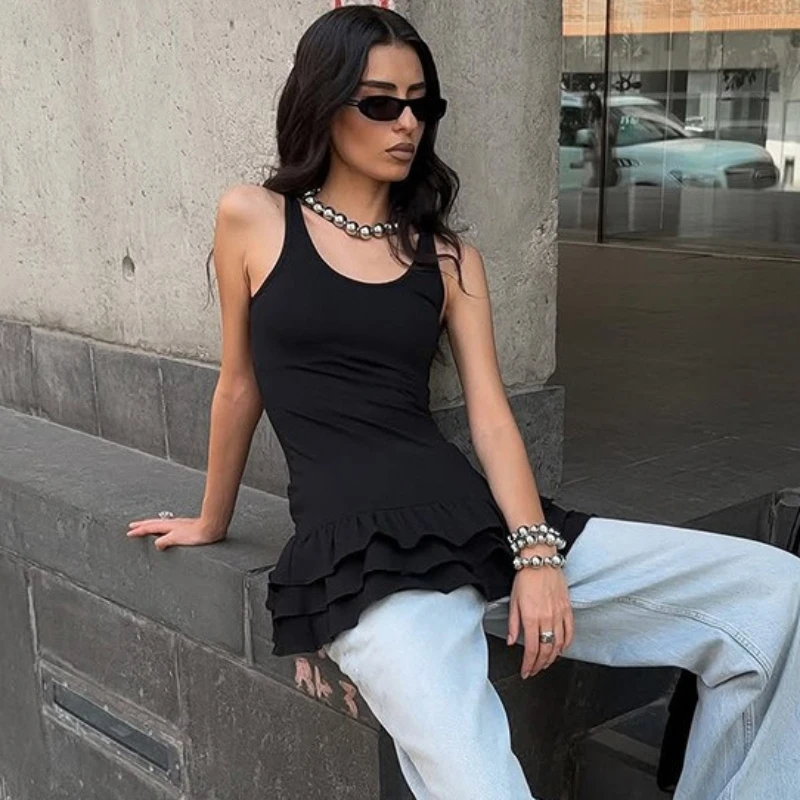 

Tsiisd Black Fashion Slim Tank Top For Women Sleeveless Cake Skirt Y2K Streetwear Casual Party Clubwear Basic Top Female Tee New