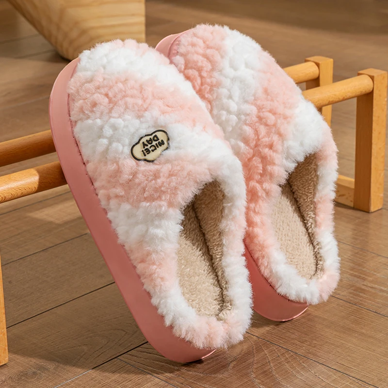 

Новые хлопковые тапочки для женщин, домашняя меховая плюшевая парная хлопковая обувь на осень и зиму.
