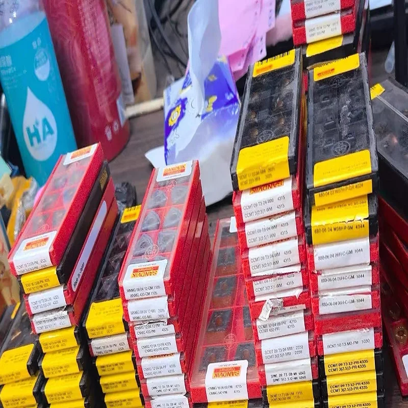 

Hard alloy cutting blades N123H2-0400-0008-TM 1125