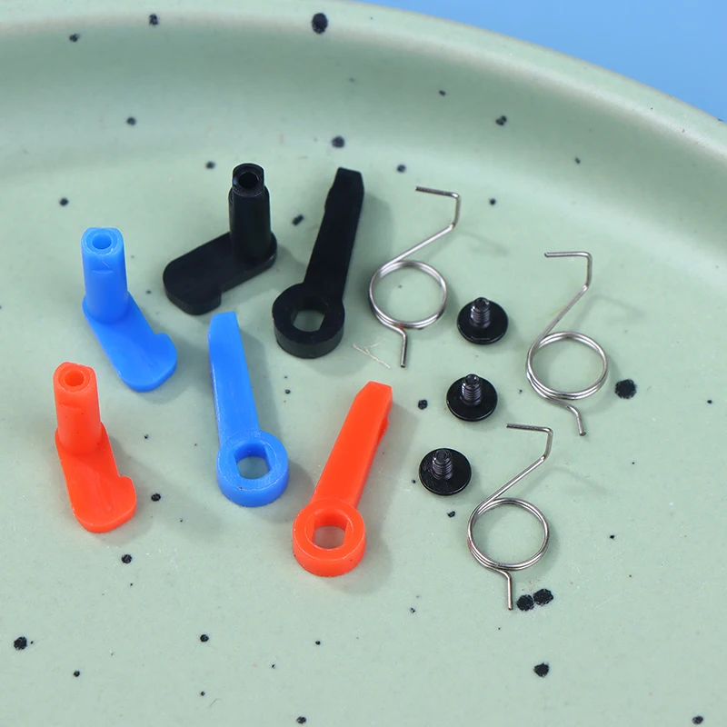 1PC Nylon Safety Lever Latch for Outdoor Sports No.2 Gearbox Toy Accessories Adult Leisure CS Game Decoration Pom