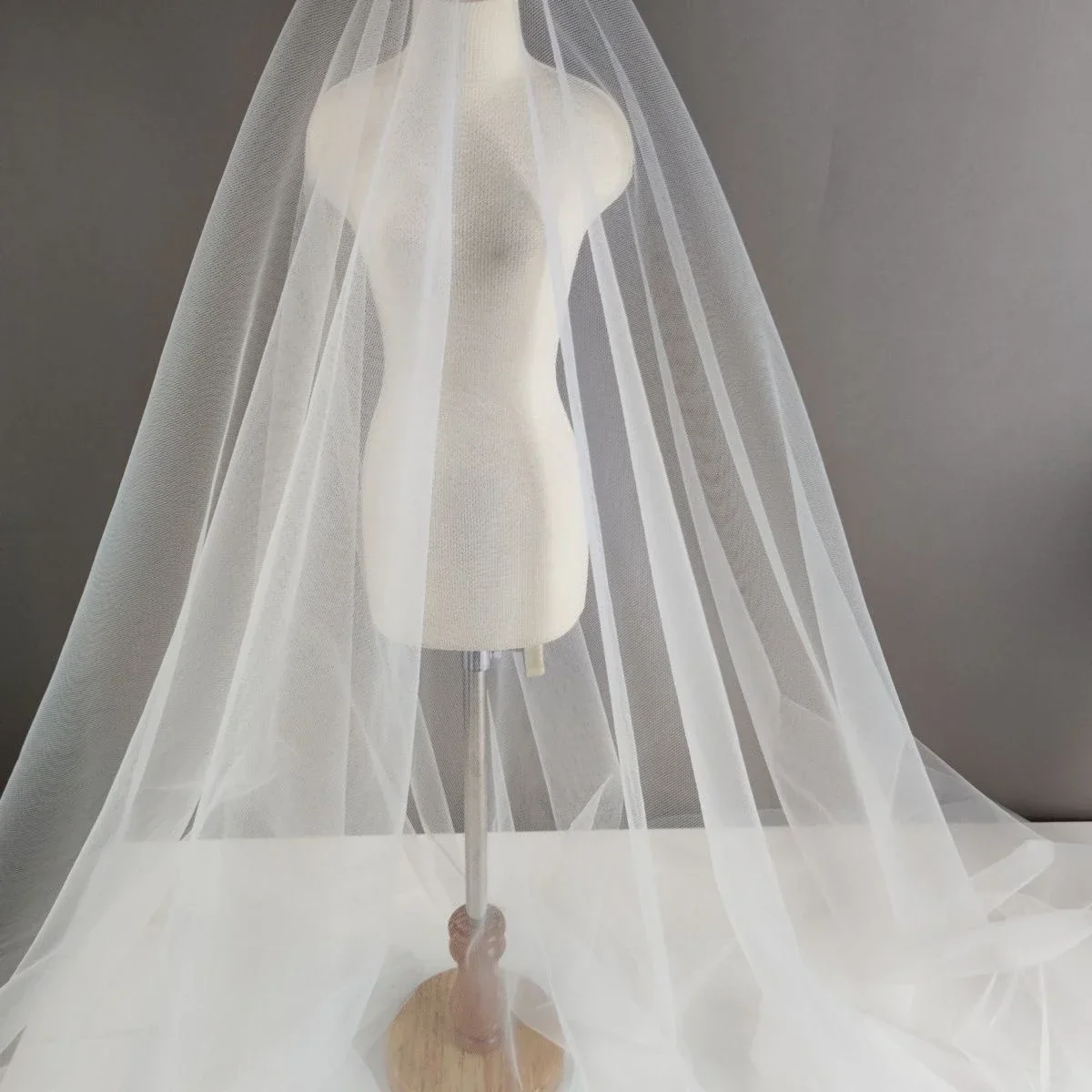 Nueva tela de tul de malla suave, tul transparente suizo para velos de novia de ilusión, vestido de novia blanco marfil negro de 160cm de ancho