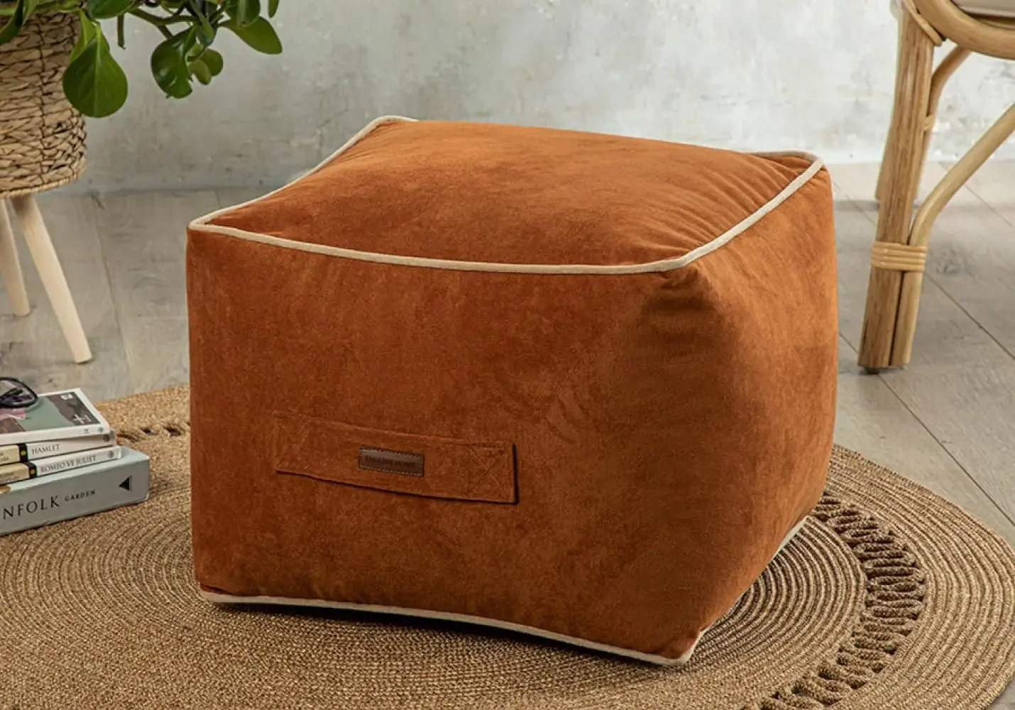 Ottoman Pouffe, Comfortable Cube Foot Stool, Soft Velvet Bean Bag, Home Decor Footstool Extra Seating for Living Room, Bedroom