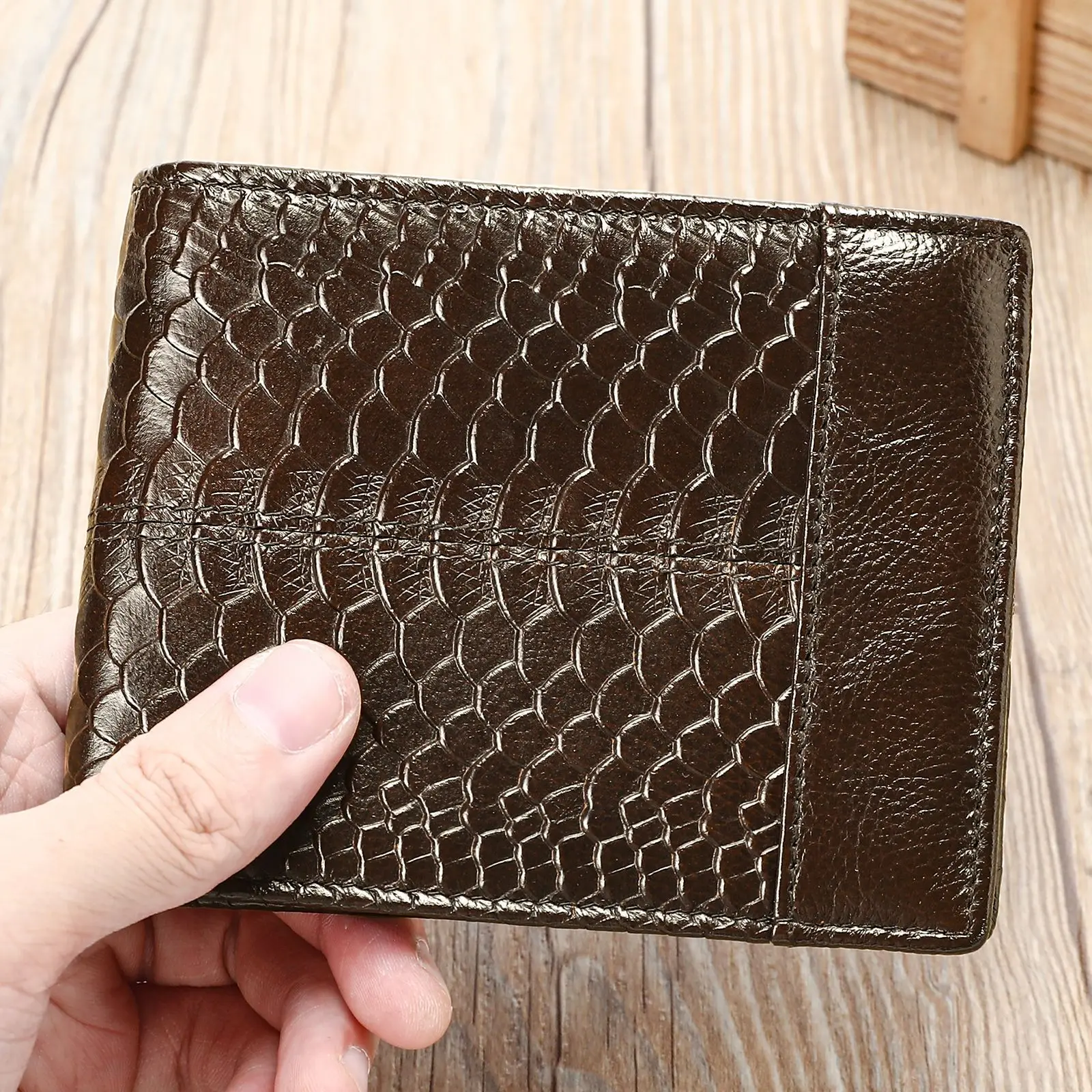 New Fashion Business Men's Crocodile Pattern Wallets Cow Genuine Leather Short Organizer Wallet Brand Luxury Card Holder Purse