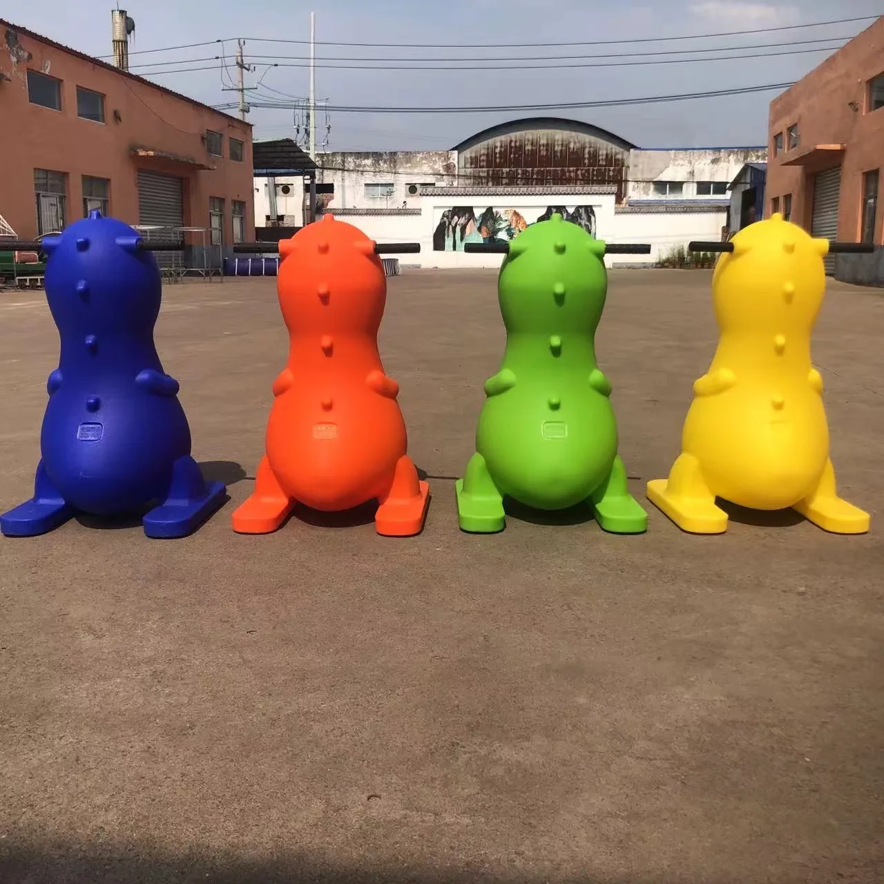 Exclusive  Arena Rink Equipment HDPE Beginner Training Aid for Adult & Kid Universal Dinosaur Buddy  Skate Helper