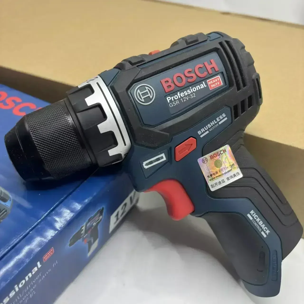 ボッシュ プロフェッショナル GSR 12V-32 ブラシレ - Power Tools Professional のレビューと価格