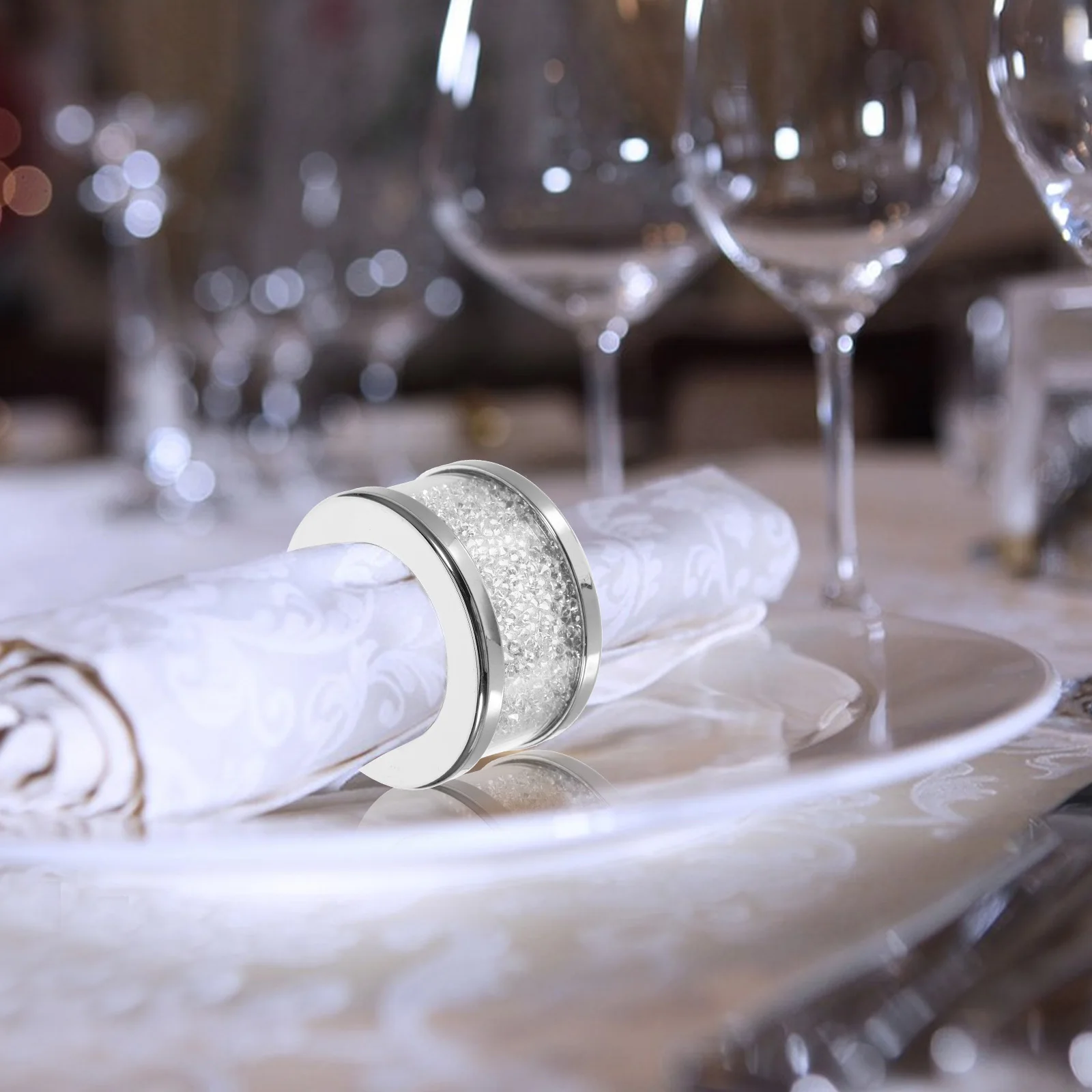 

Diamond Bling Napkin Rings Crystal Diamond Silver Decorative Wedding Party Table Centerpiece Elegant Napkin Buckles