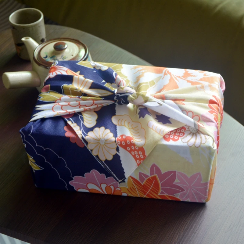 

70X70Cm Japanese Style Furoshiki Bento Wrapping Cloth Handkerchief Festival Confectionery Tea Snack Gift Box Packaging Cloth