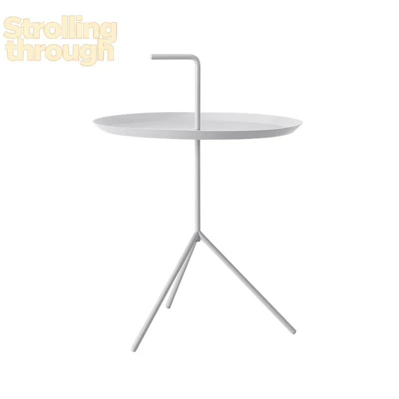 

Скандинавский маленький журнальный столик из кованого металла, датский простой современный мобильный портативный столик для дивана