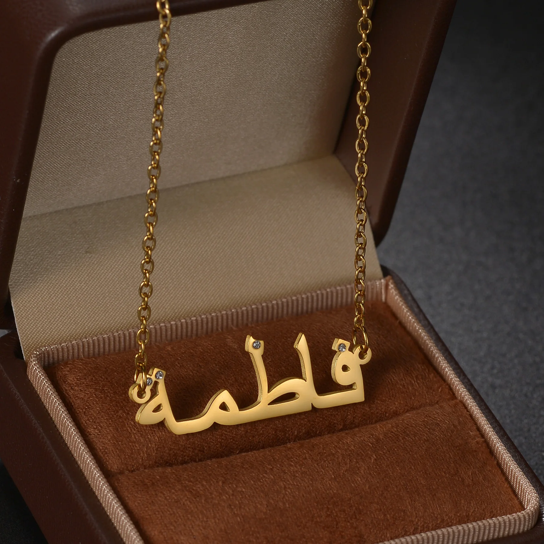 

Personalized Custom Zircon Arabic Name Necklace for Women Stainless Steel Shiny Stone Arabic Name Pendant Birthday Jewelry Gift
