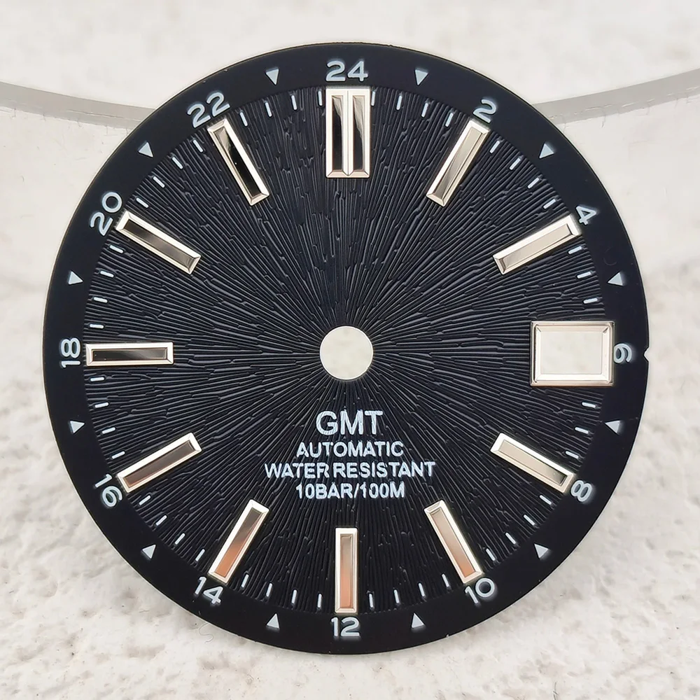 

Циферблат 28,5 мм, стерильный циферблат NH34, подходит для механизмов NH34GMT / NH35, без логотипа.