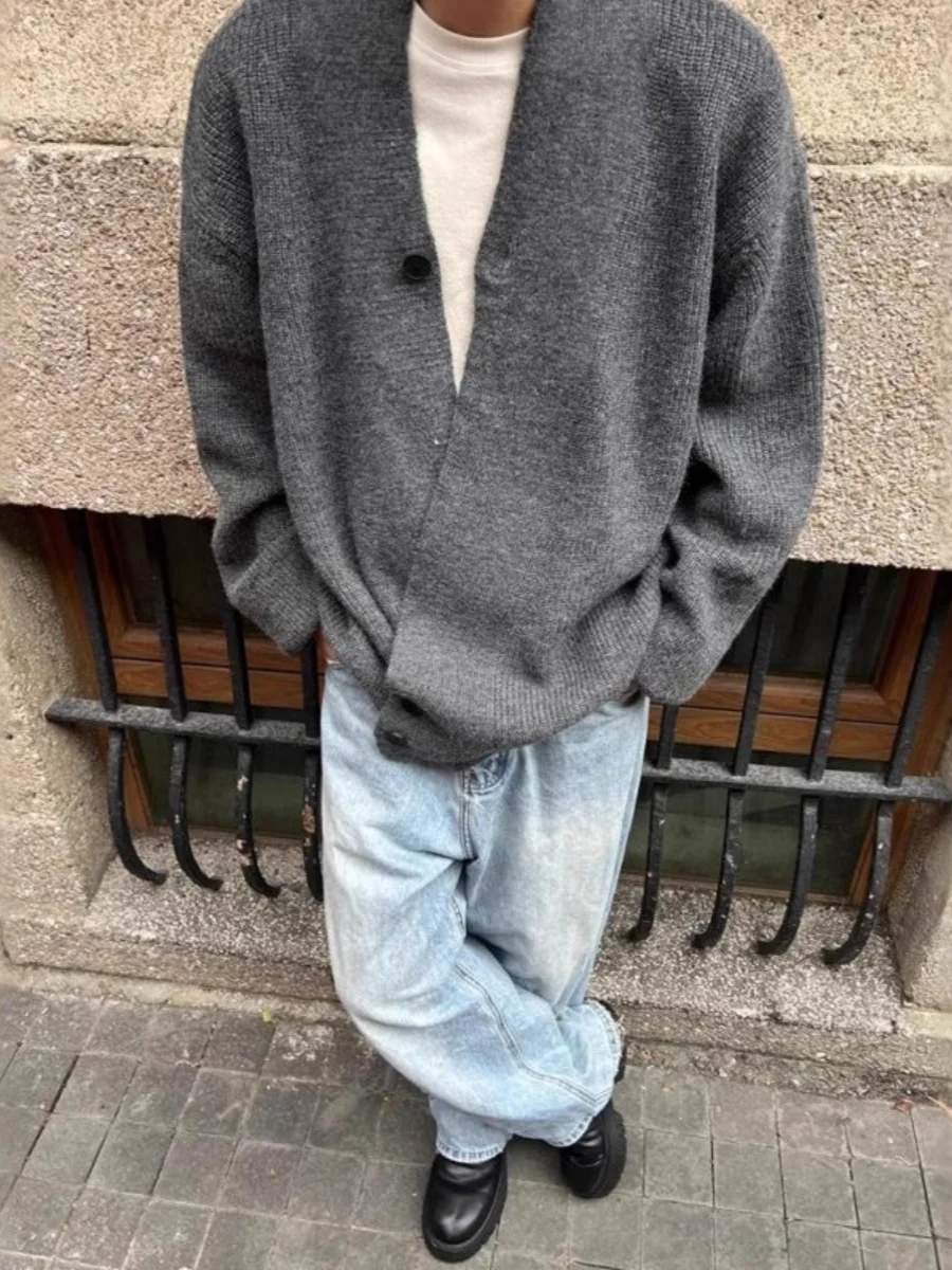 

Мужской кардиган в американском уличном стиле, повседневный, свободного кроя, весна-осень, с длинным рукавом, V-образным вырезом, однотонный, вязаный