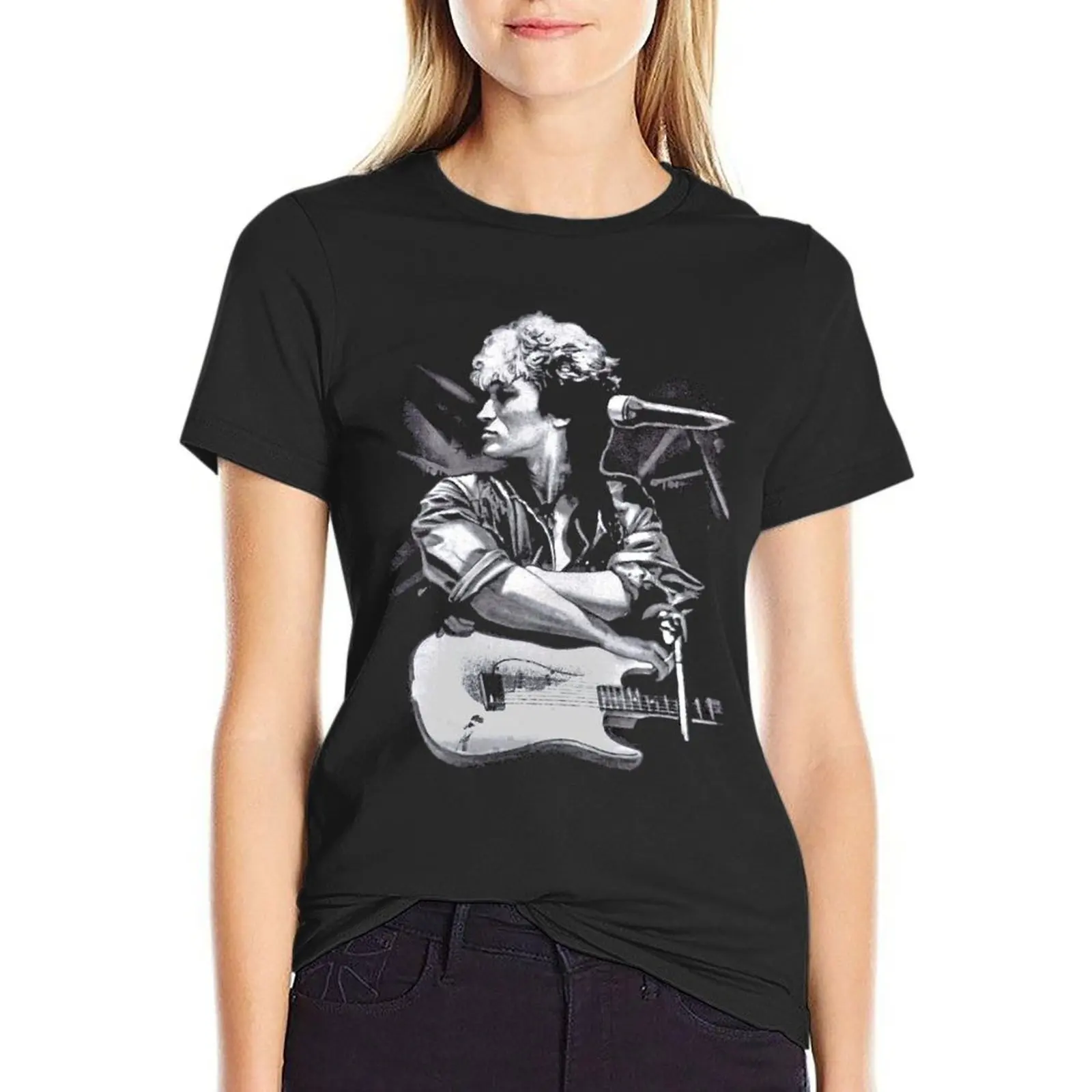 Viktor Tsoi (Виктор Цой), Guitar Classic T-Shirt aesthetic clothes Short sleeve tee vintage clothes Blouse t shirt Women