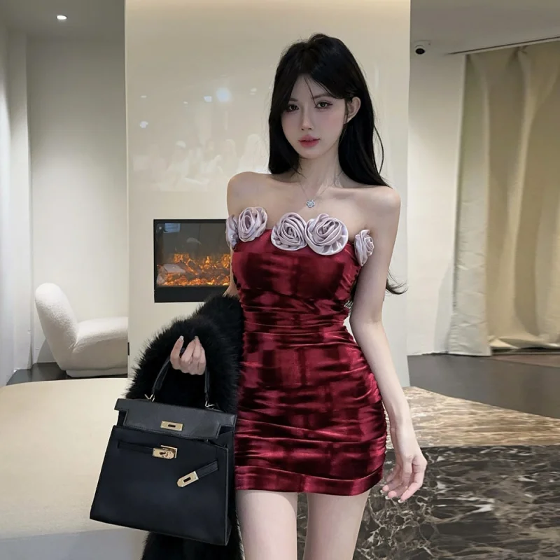 

3890Европа и Америка 2026 Оптовая продажа для трансграничной торговли: сексуальное платье без бретелек с объемными цветочными плиссированными элементами и воланами