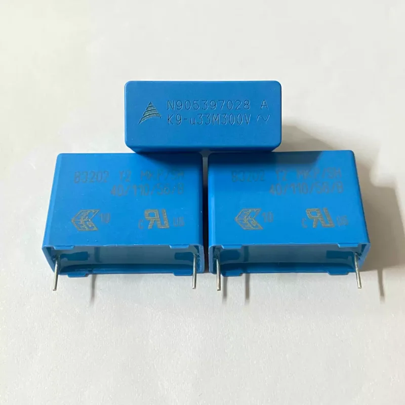 10-100pcs B3202 u33 300V0.33UF B32024A334M Y2 imported MKP film capacitor P27.5