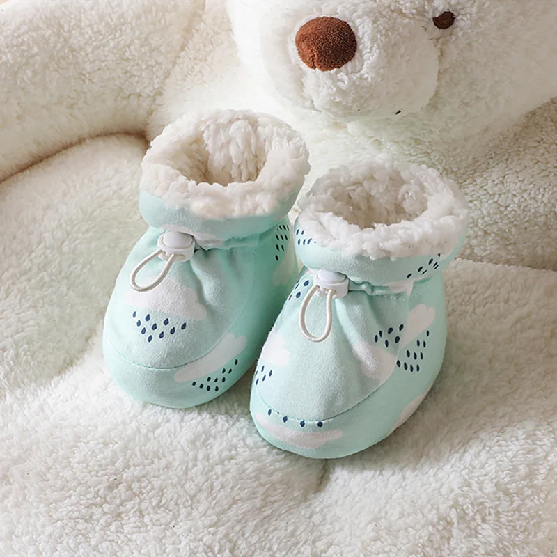 Autumn and Winter Newborns Thick and Fluffy Warm Cute Fashion Foot Protection Baby Walking Shoes Boots 0-12 Months